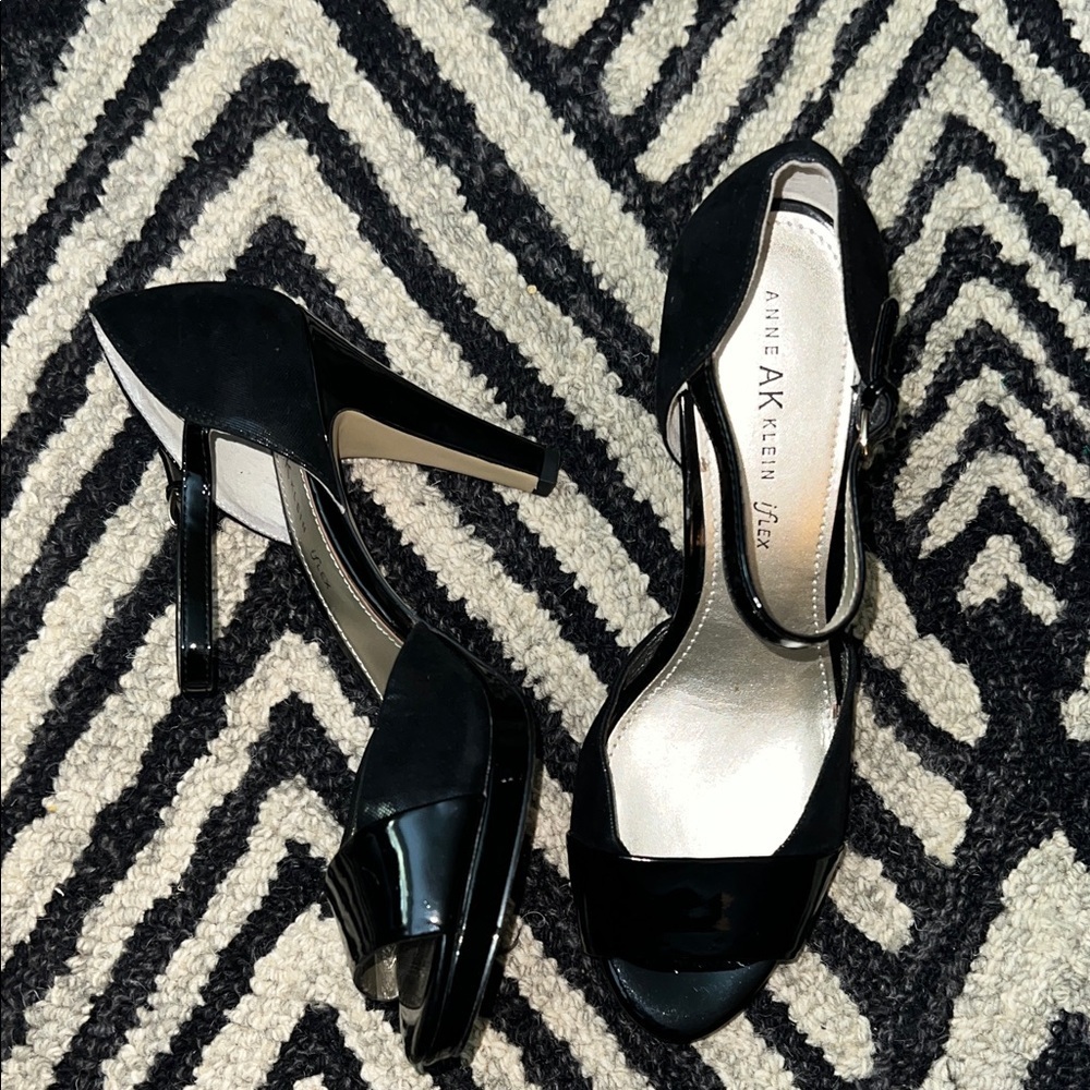 Anne Klein Glossy Black Heels - Picture 3 of 6